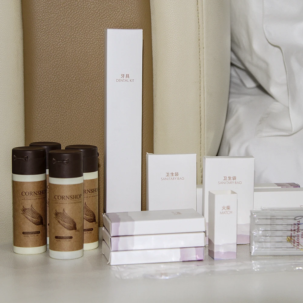 Factory Supplies Bathroom Disposable Guest Room Toiletries Amenities Kit / Eco Friendly 5 Star Luxury Hotel Amenity Sets