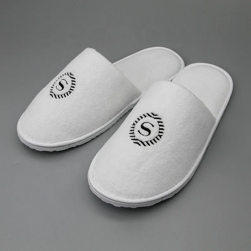 High Quality Close Toe Embroidered Logo Slippers Disposable For Hotel Branded Luxury Custom Hotel Slippers