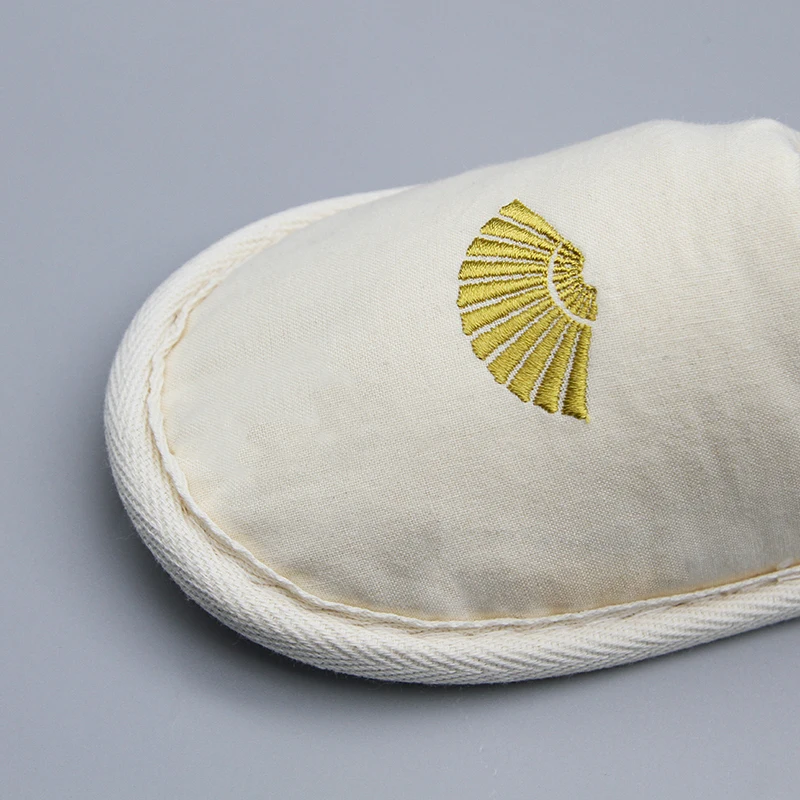 New Trend Eco-friendly Cork Sole Premium Cotton Linen Upper Disposable Soft Comfortable Recyclable Hotel Slippers