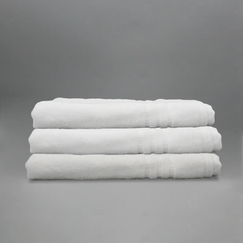 Luxury White Washable Embroidered Logo Solid Color Disposable Compressed Quick-dry Hotel Towel 80 X 180 Cm 600-800gsm