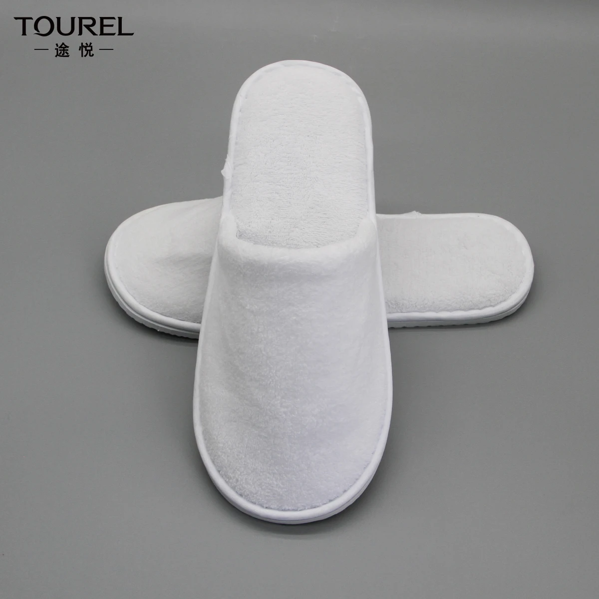 Luxury Hotel Disposable Slippers Closed Toe Luxury White Coral Fleece Eva Sole Spa 5 Star Hotel Slippers With Logo