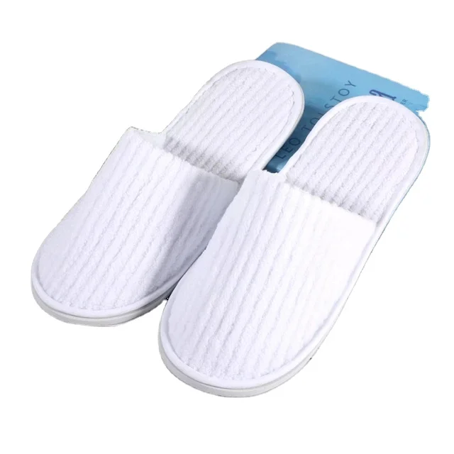 Chaussons d'h&ocirc;tel en tissu &eacute;ponge de luxe personnalisables, articles de spa jetables, &eacute;tiquette priv&eacute;e, fourniture en gros, prix &eacute;conomique
