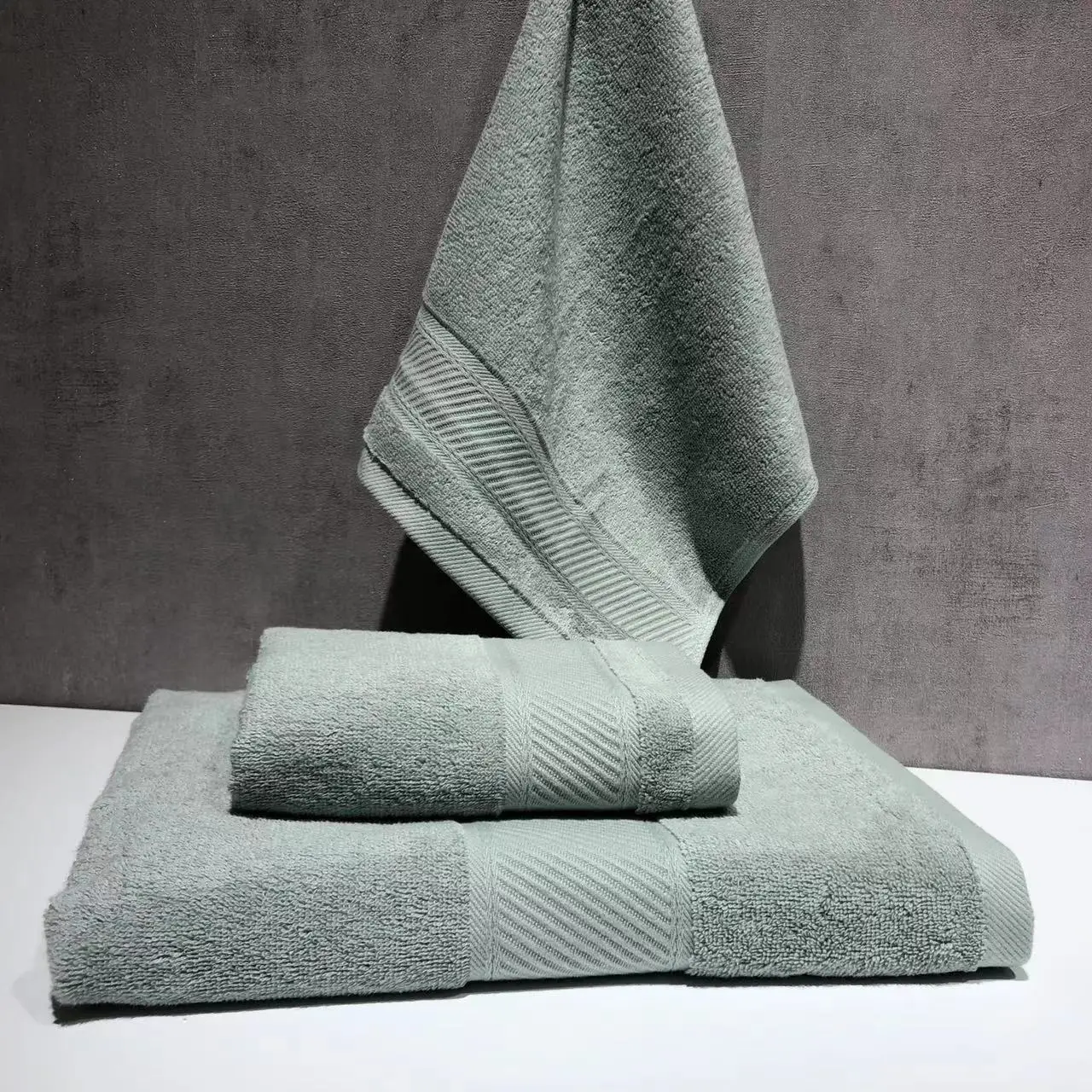 White Yarn Dyed Pool Cheap Plain Polyester/cotton Custom 500gsm Microfiber Hotel Bath Linen Luxury Towel