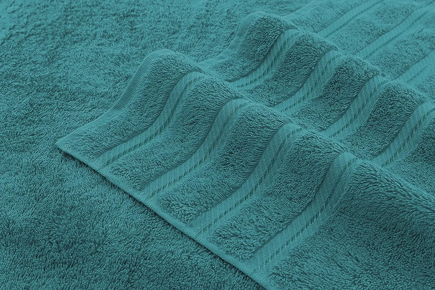 Plush Oversized 100% Cotton Beach Towel Fluffy Cotton Thick Pool Bath Towel