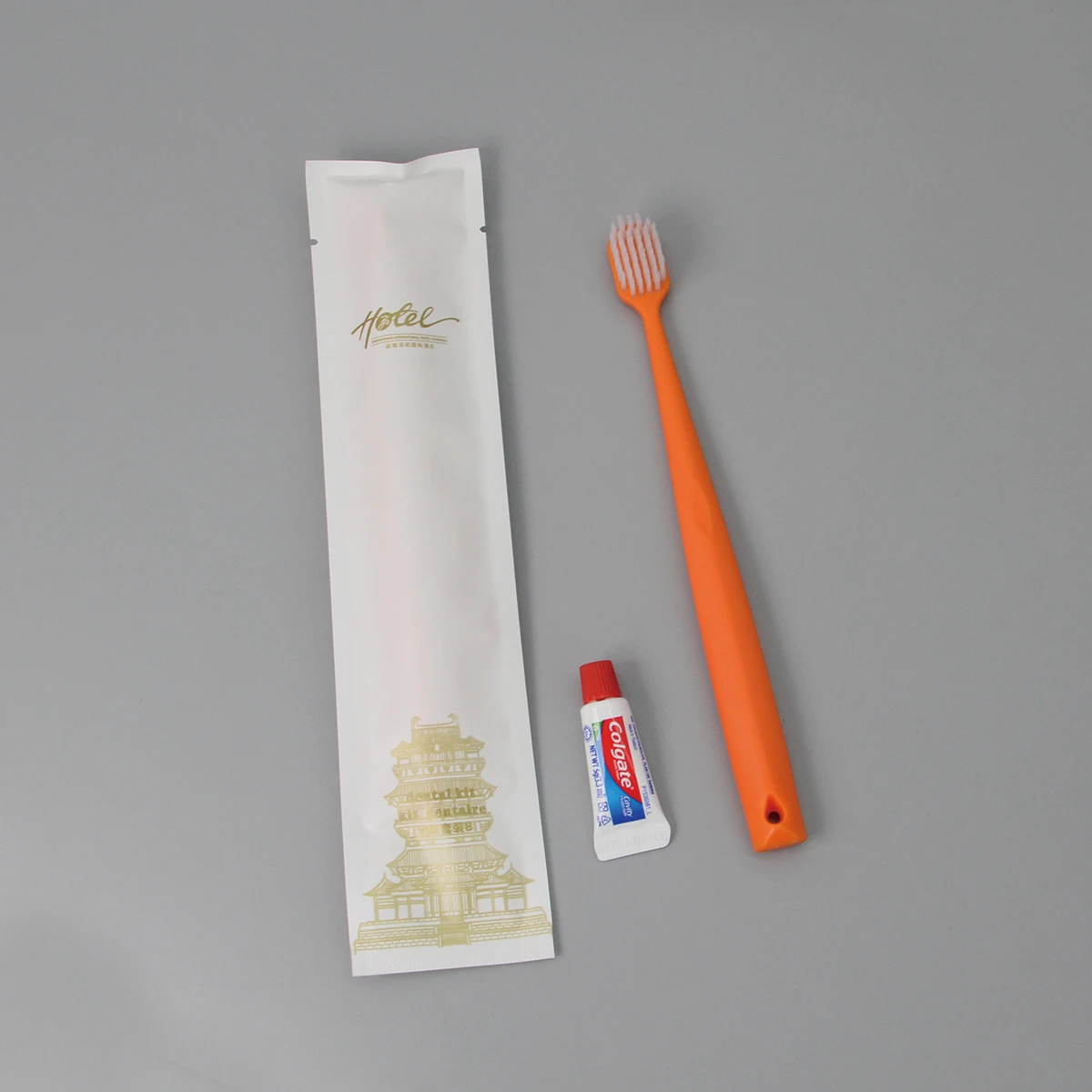 Factory Price One-stop Customized Logo 5 Star Luxury Pcr Disposable Hotel Cleaning Toiletries Amenities Set