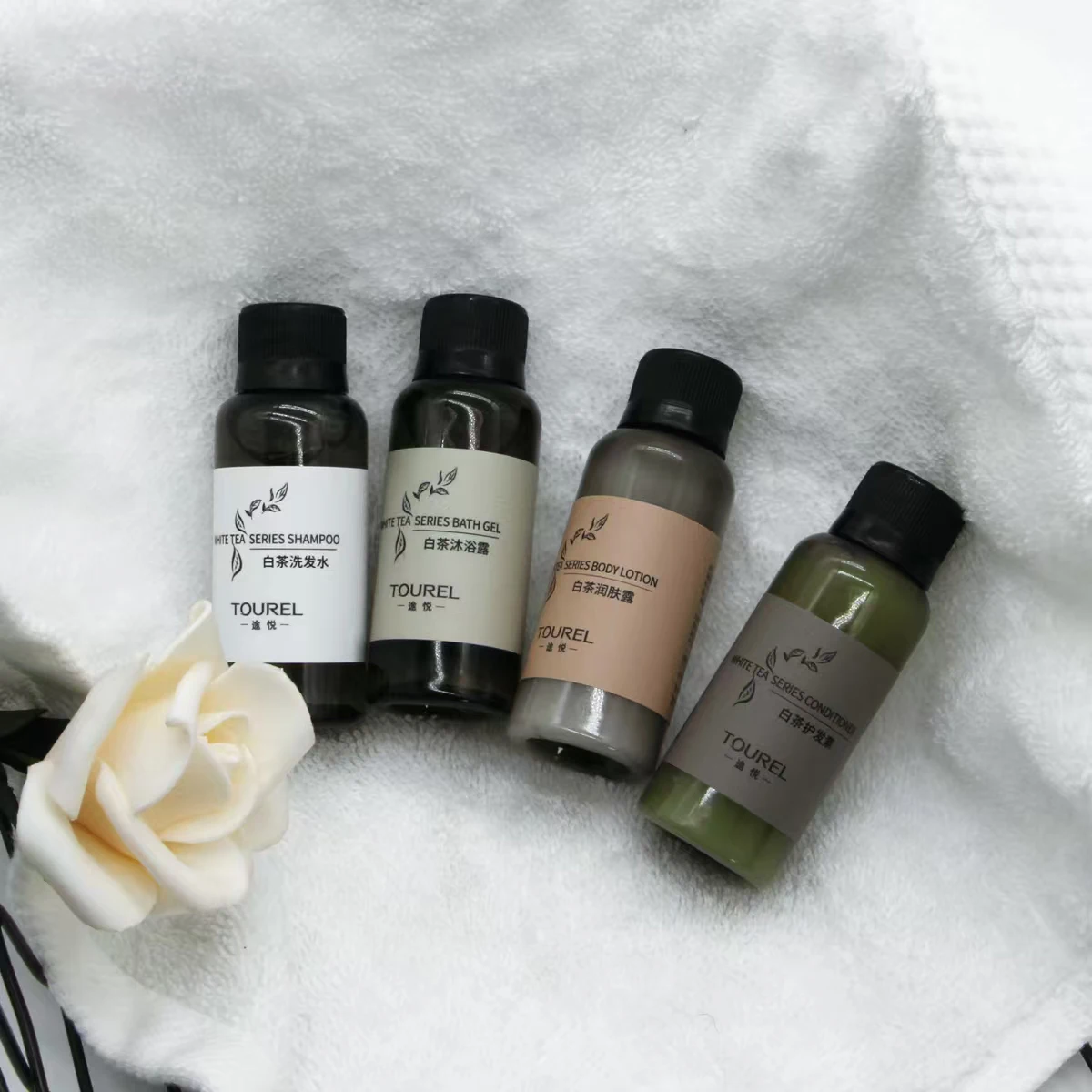 Personalized Hotel Amenities 5 Star Supplier Shampoo Shower Gel Body Lotion Conditioner