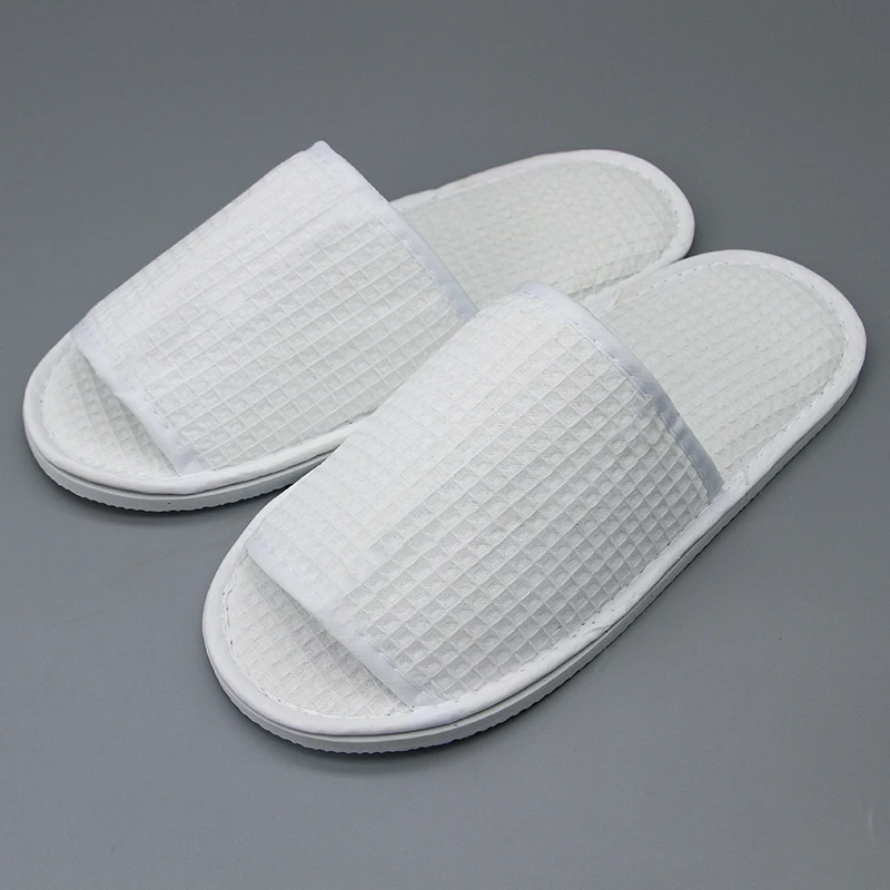 Custom White Cotton Waffle Disposable Hotel Slippers Embroidered Logo Indoor Open-toe Waffles