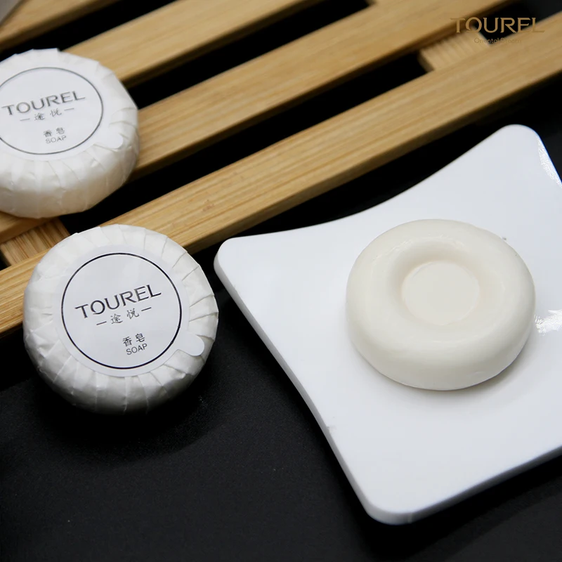 Kit de artículos de tocador para baño de hotel de lujo ecológico, bolsa de papel de caña de azúcar biodegradable con logotipo personalizado y reciclable para hoteles y complejos turísticos