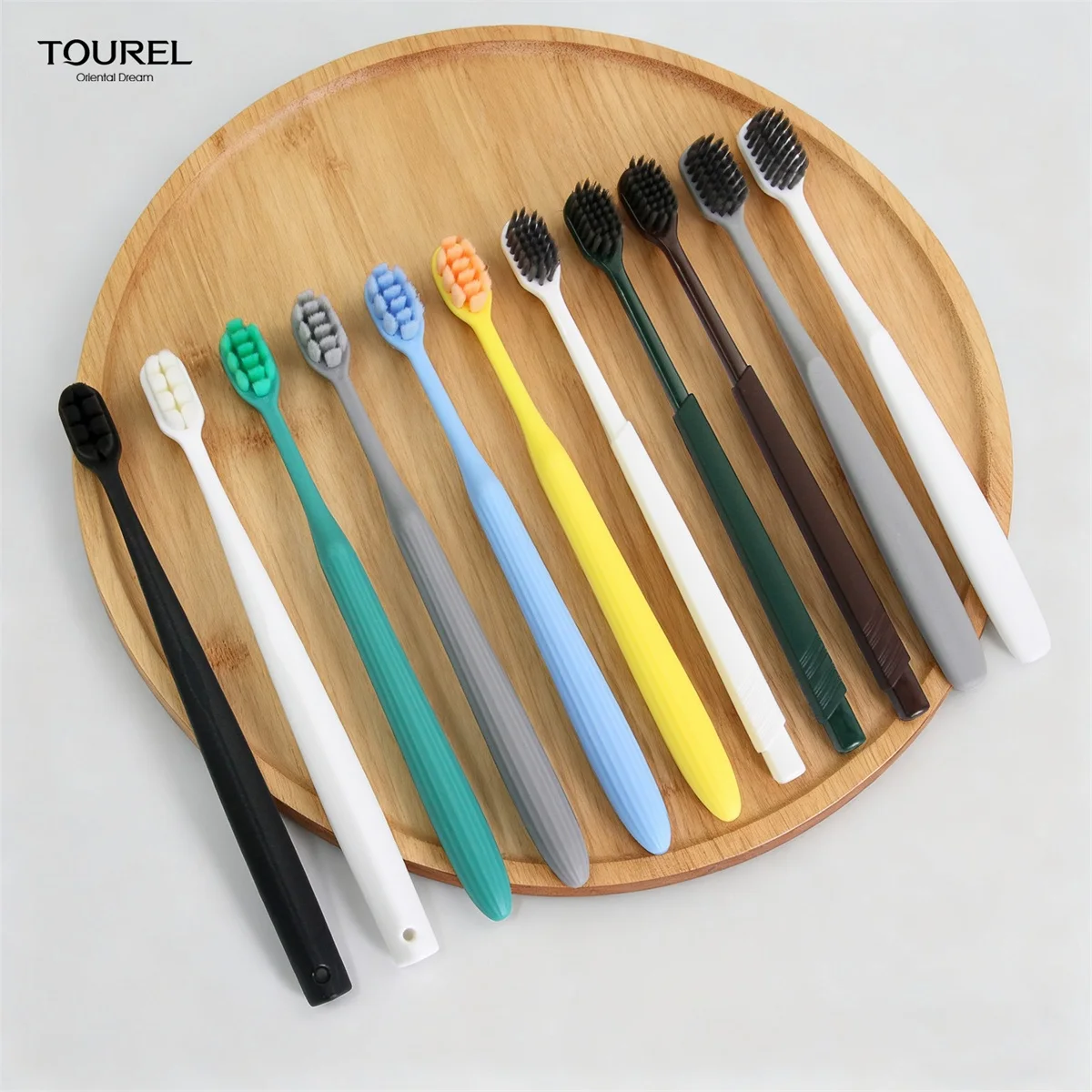 Luxury Star Hotel Amenities Bathroom Kit Customized Eco-friendly Hotel Bathroom Amenities Kit Disposable Toothbrush For Hotels