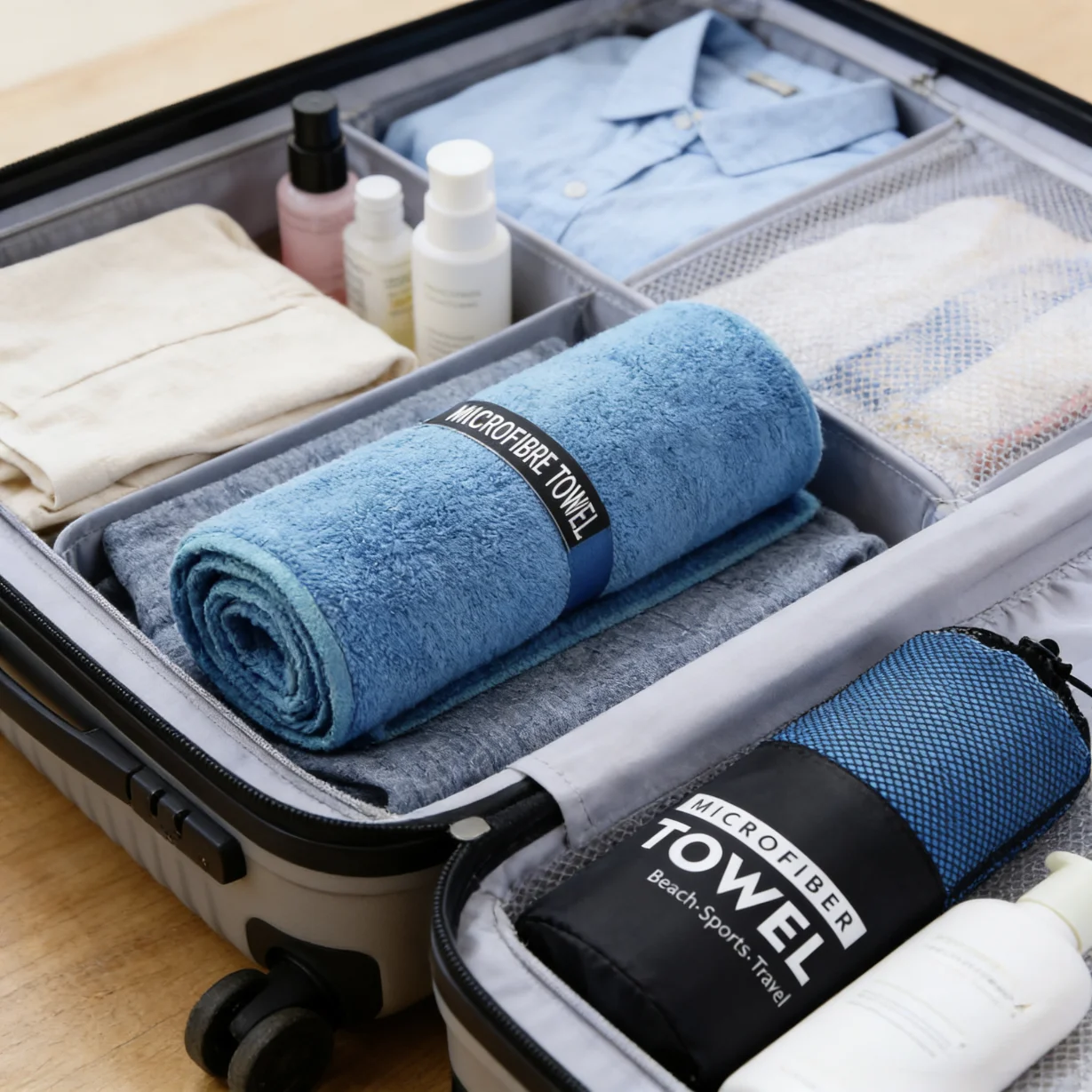 Extra Large Eco-friendly Microfiber Solid Color Rectangle Outdoor Travel Gym Sports Towel Quick Dry Beach Use Custom Logo Woven