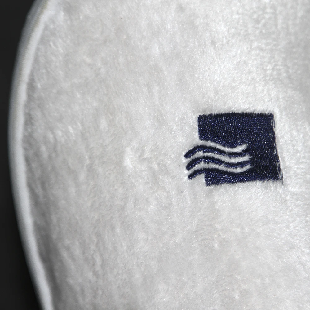 Yangzhou High Quality Children Unisex Soft Hotel Disposable Coral Fleece Customized Color & Logo Guest Slippers