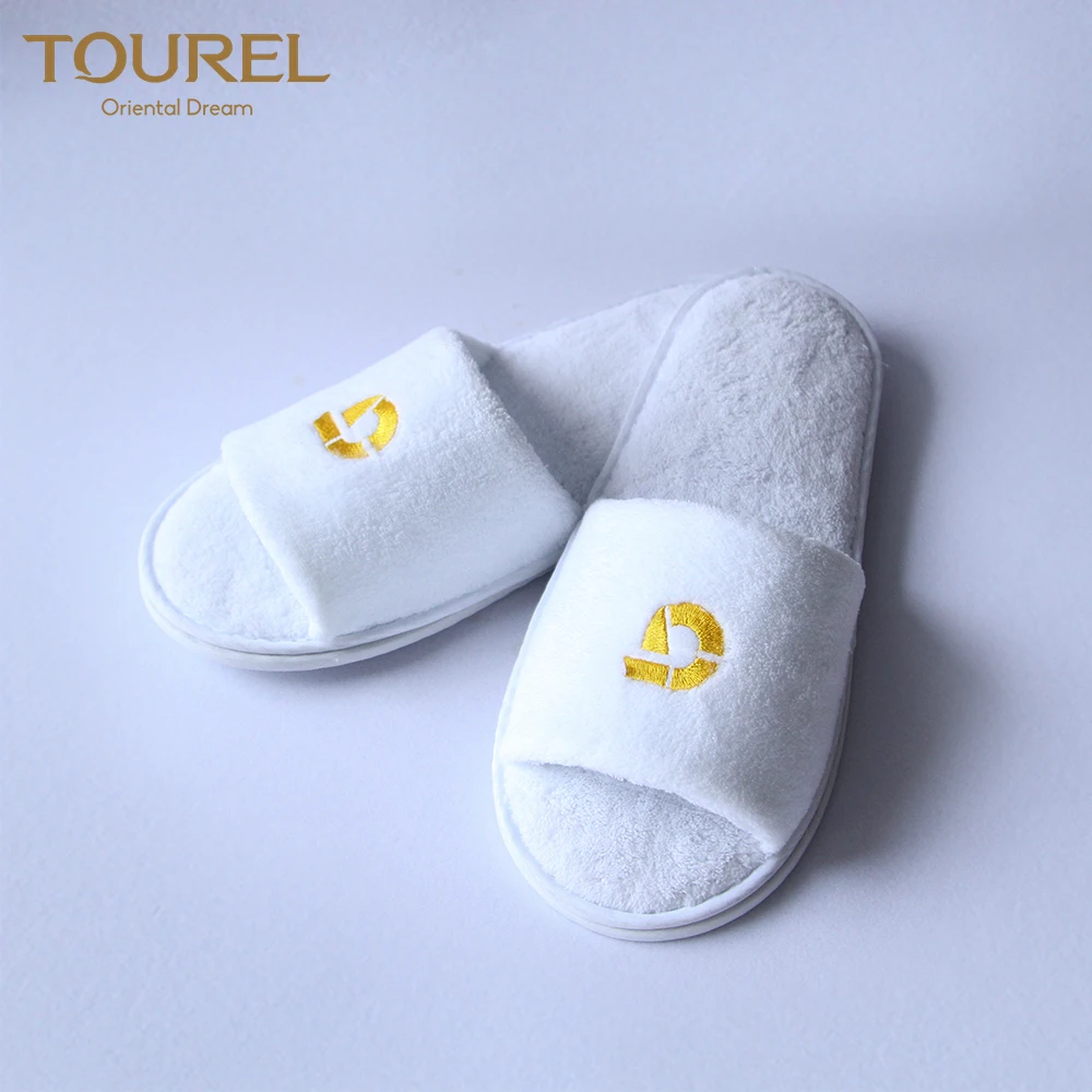 Yangzhou High Quality Children Unisex Soft Hotel Disposable Coral Fleece Customized Color & Logo Guest Slippers