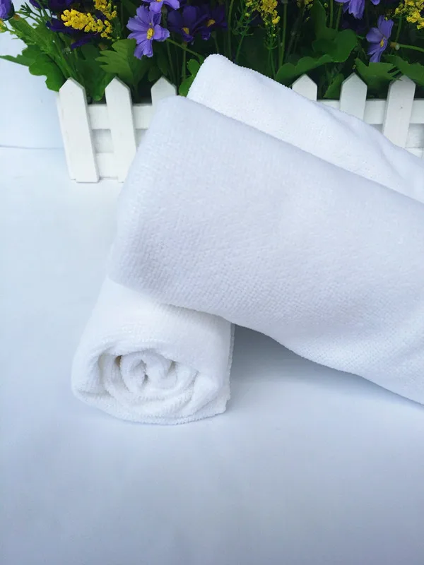 Professional Disposable Quick-dry Embossed Logo White Jacquard Cotton 16s Plain Hotel Towel From China For Hyatt Hilton